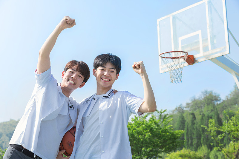 1701845541280567.jpg VCG211257978482.jpg